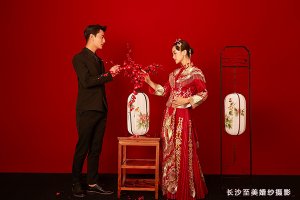 2022流行婚纱照的风格 婚纱照加片多少钱一张