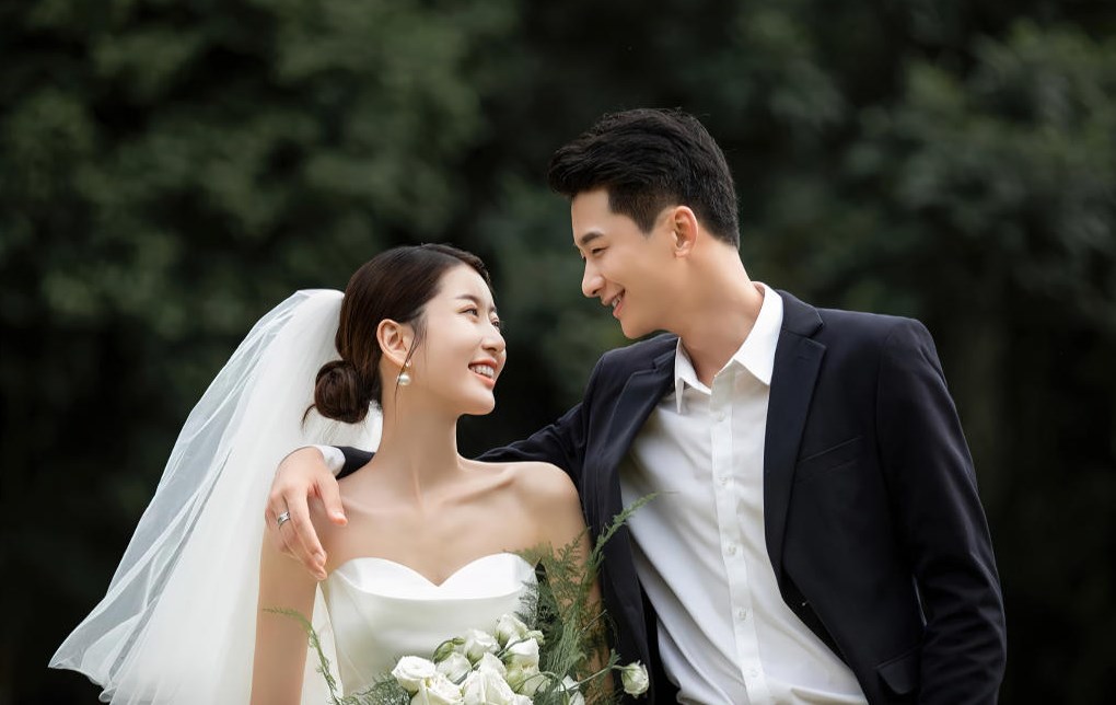 图片来源：奈思影纪婚纱摄影工作室