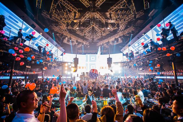 上海最大的酒吧叫什么  上海最大的酒吧排行榜