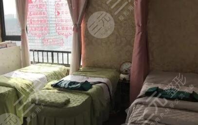 上海何晋龙医疗美容工作室