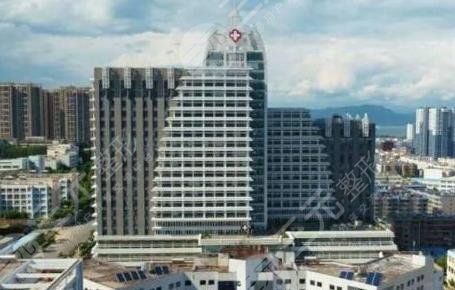 大理附属医院外景图