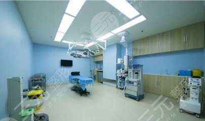 长沙市**口腔医院医生