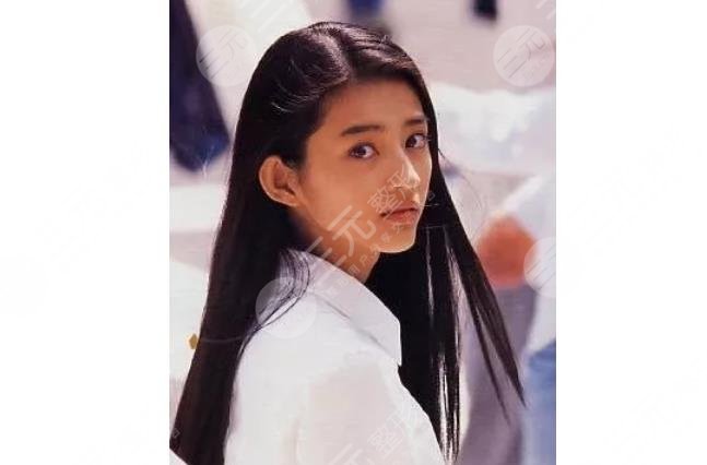 "颜值杀手"发腮小泽真珠终究也没逃过！玉女名人的颜值变化~