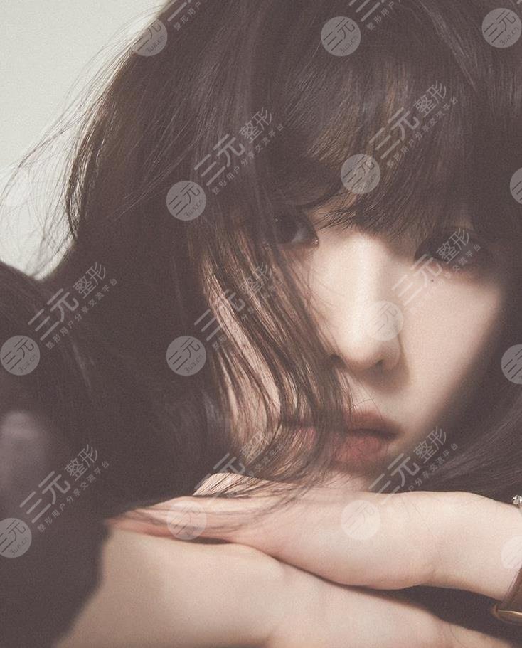 Irene裴珠泫新画报杂志图公开!淡妆出镜状态良好!网评颜值回春?
