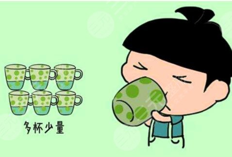用保湿霜可以少喝水吗