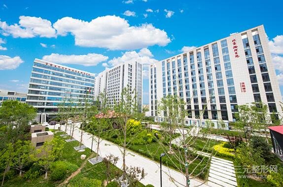 首都医科大学附属北京潞河医院