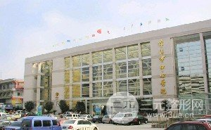 绵阳中心医院美容科祛眼袋怎么样？价格表+案例来袭！