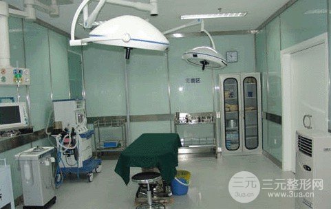 北京304医院植发冯苏云介绍