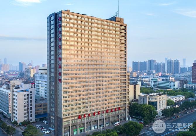 [想了解]南昌二附医院美容科有蜂巢祛斑吗？附价格表+案例~