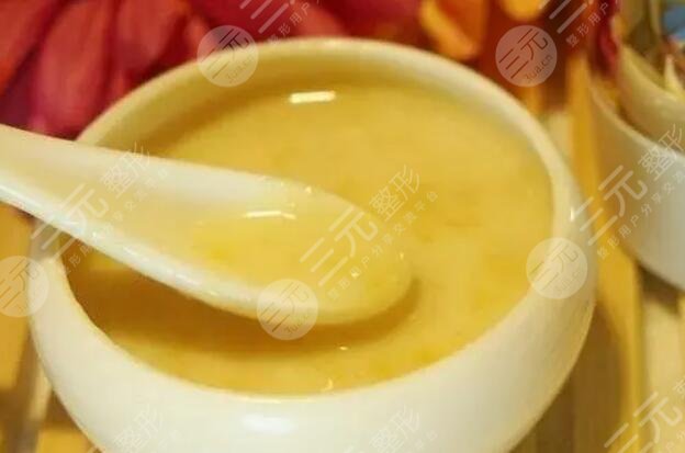 蜂蜜鸡蛋面膜