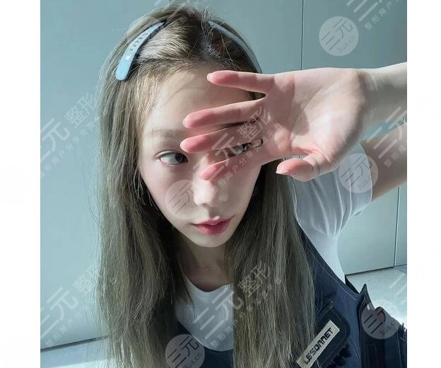 金泰妍整容脸部僵硬了？